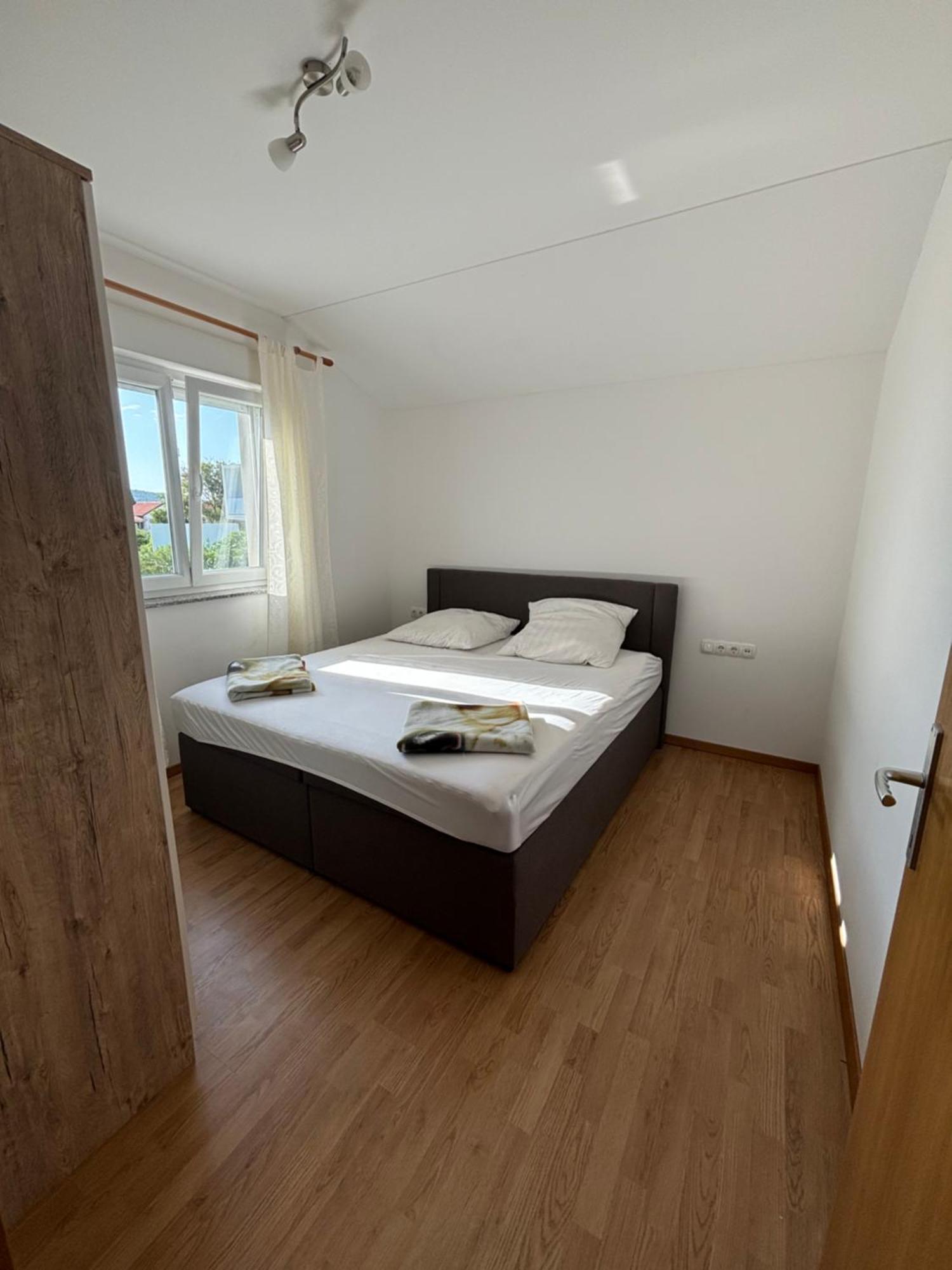 Villa Julian & Juliana Krk Town Pokoj fotografie